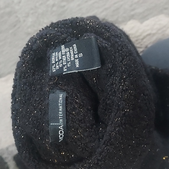 Moda International by Victoria Secret- Size S, Black W/Gold Sparkles🌟 - Picture 4 of 4